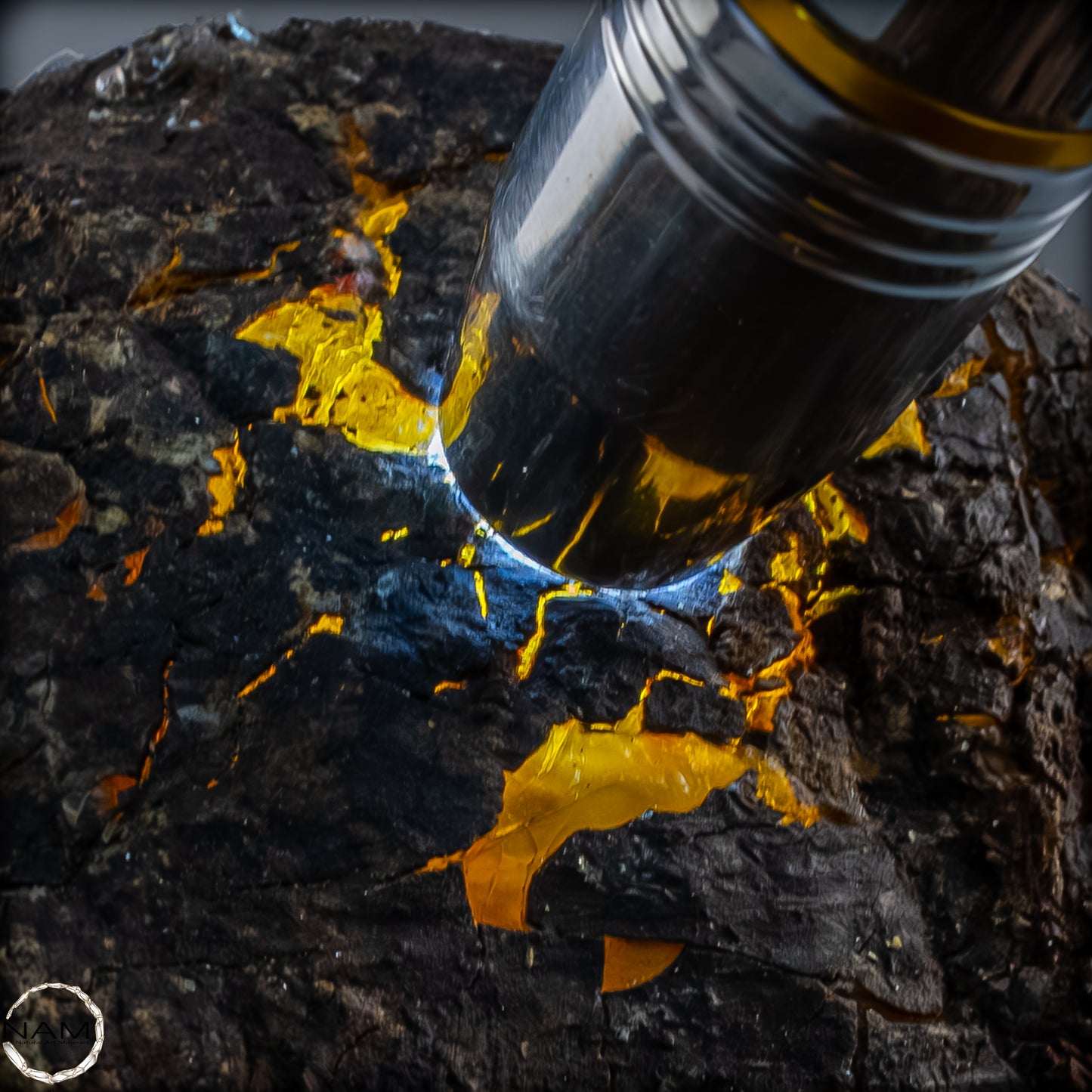 Naturlicher Blau-Roter Bernstein aus Indonesien - 6248,49 g