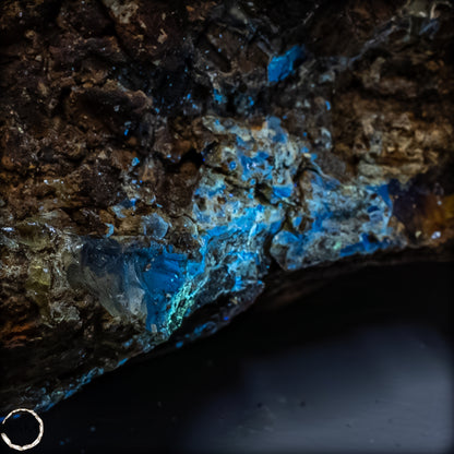 Naturlicher Blau-Roter Bernstein aus Indonesien - 6248,49 g