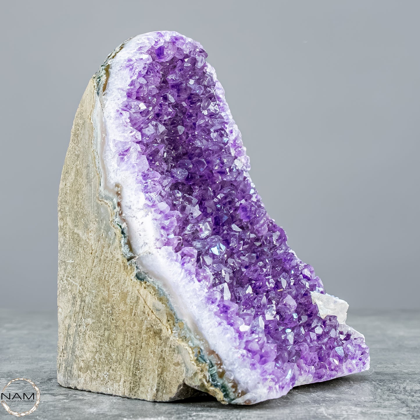 Natürliche Amethyst-Kristall Druse - 689,21g