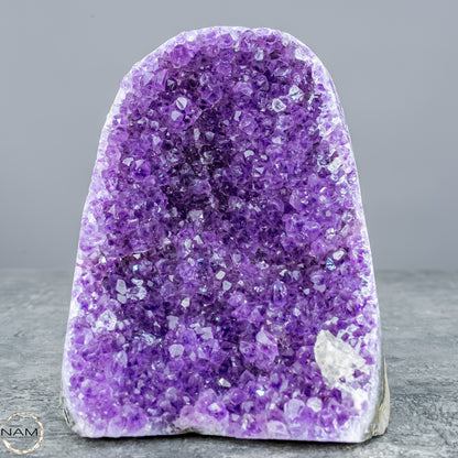 Natürliche Amethyst-Kristall Druse - 689,21g