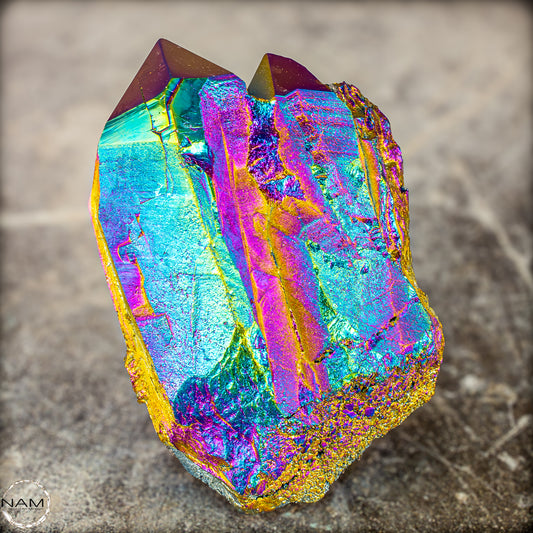 Wunderschöner Aura-Amethyst Kristall – 656,75g