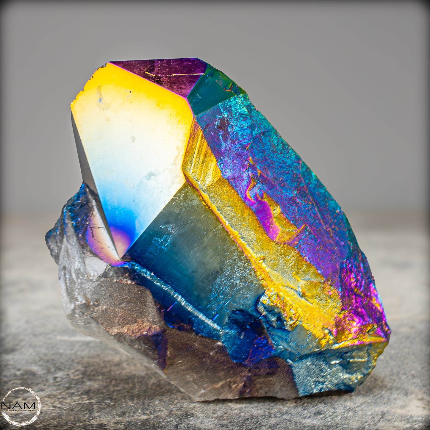 Wunderschöner Aura-Amethyst Kristall – 656,75g