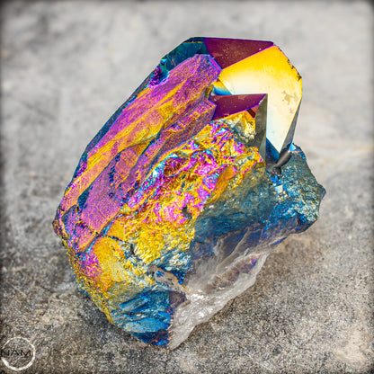Wunderschöner Aura-Amethyst Kristall – 656,75g