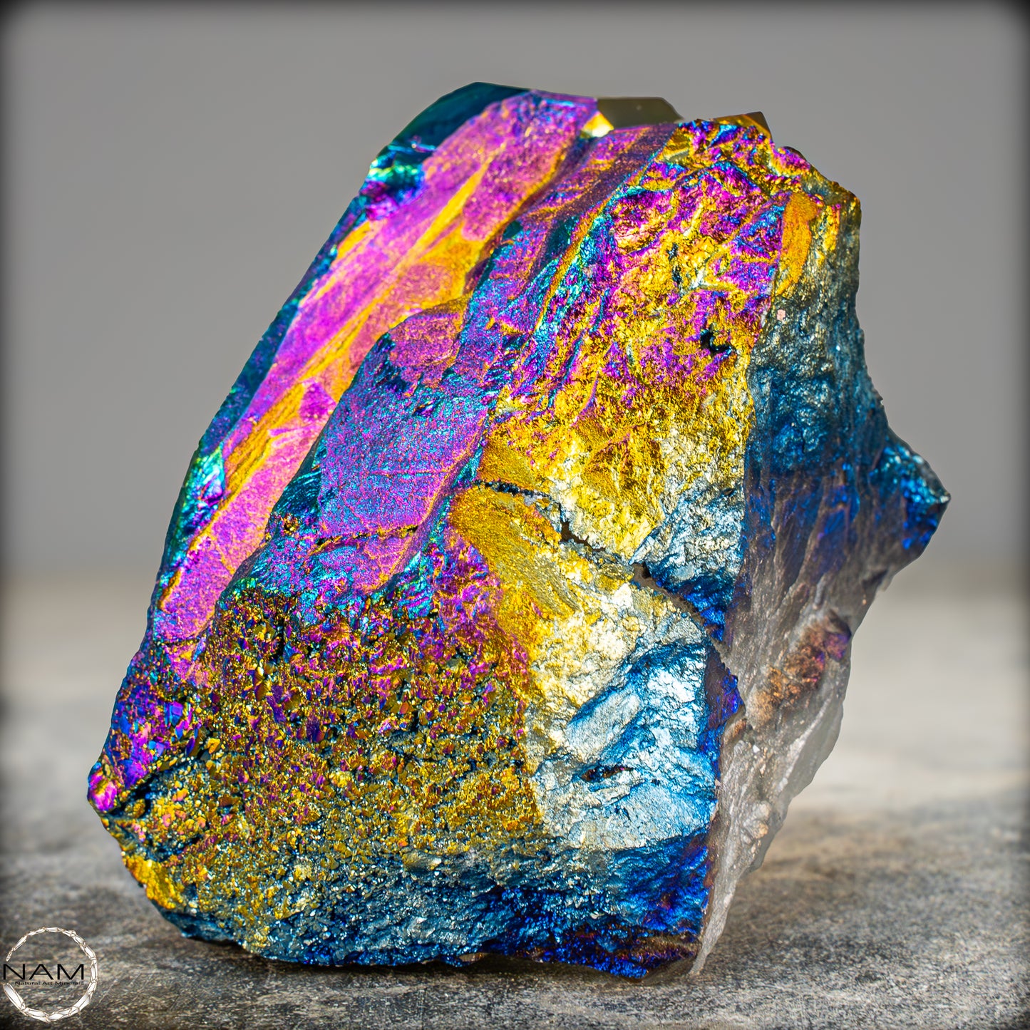 Wunderschöner Aura-Amethyst Kristall – 656,75g
