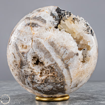 Nadelquarz-Kugel aus Indonesien – Kristalline Harmonie aus der Tiefe der Erde 1589,71g