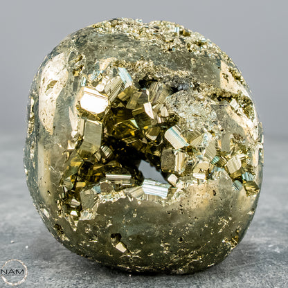 Natürliche Pyrit-Kristall Freiform - 403,17g