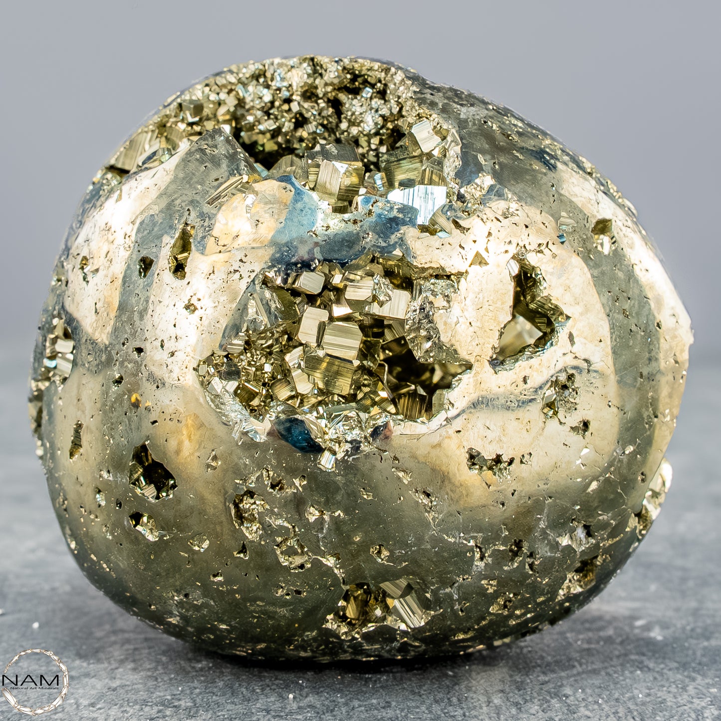 Natürliche Pyrit-Kristall Freiform - 403,17g