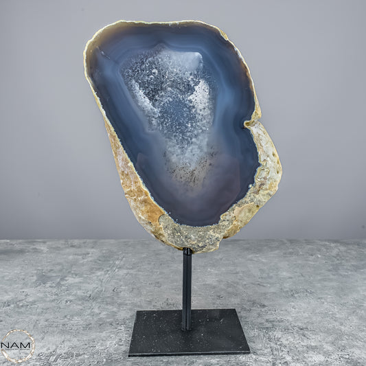 Natürliche Achat Druse auf Ständer, Brasilien - 1632,16g