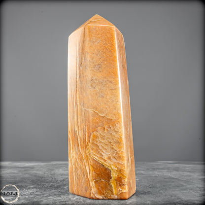 Pfirsich-Mondstein Obelisk - 853,18 g