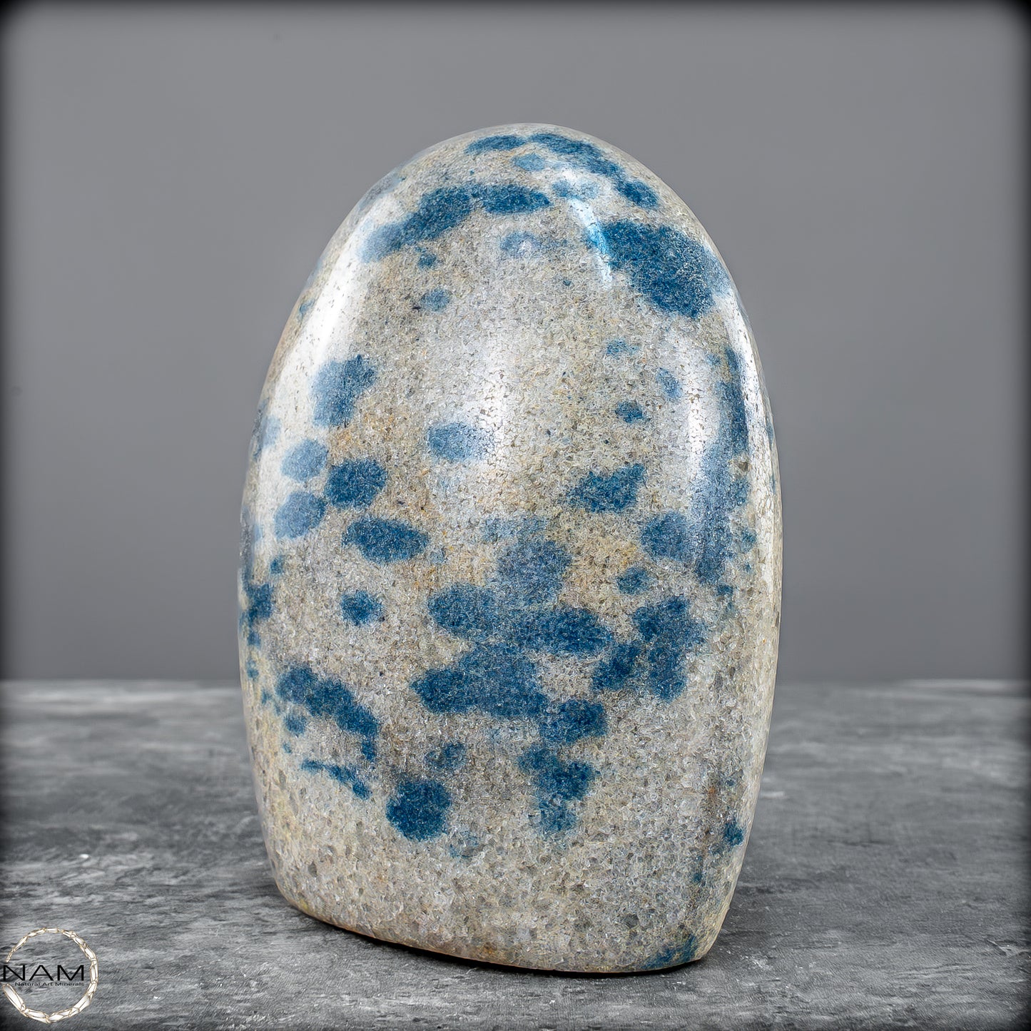 Natürliche K2 Freiform aus Madagaskar - 793,47 g