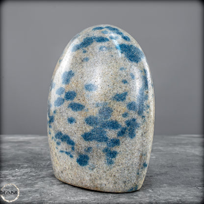 Natürliche K2 Freiform aus Madagaskar - 793,47 g