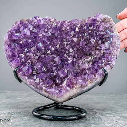 Natürlicher Amethyst-Herz Druse auf Ständer – 2632,34g