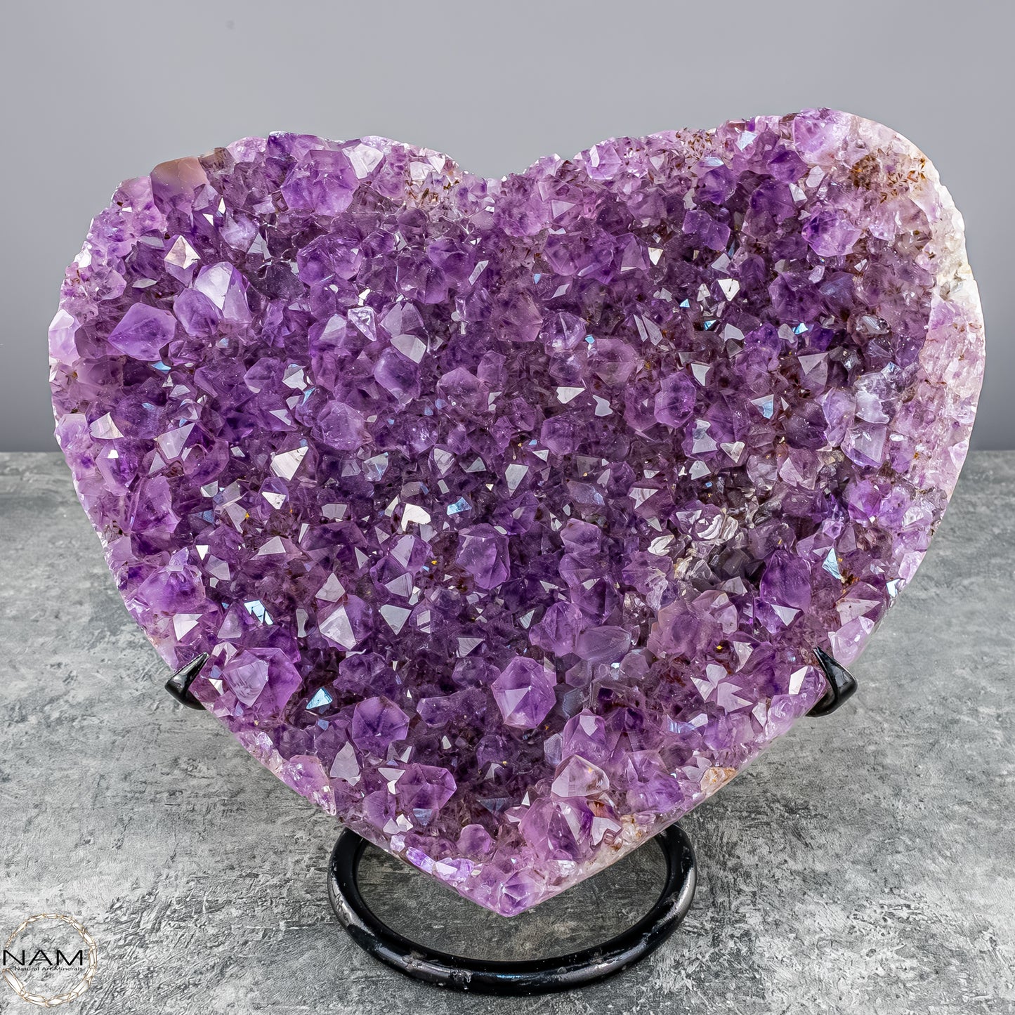 Natürlicher Amethyst-Herz Druse auf Ständer – 2632,34g