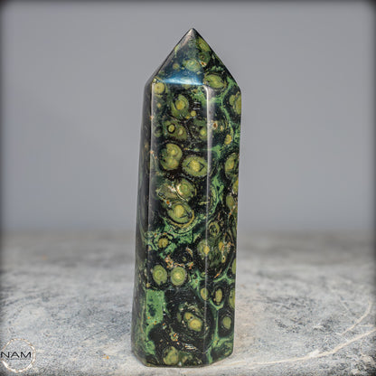 Natürlicher  Kambaba-Jaspis Obelisk - 753,31g