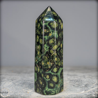 Natürlicher  Kambaba-Jaspis Obelisk - 753,31g