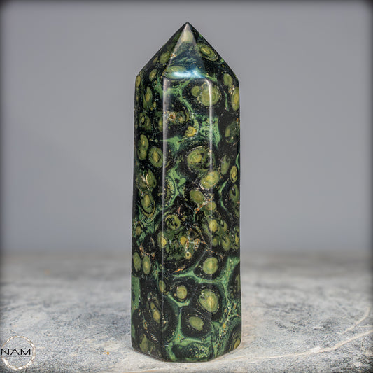 Natürlicher  Kambaba-Jaspis Obelisk - 753,31g