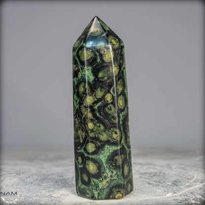 Natürlicher  Kambaba-Jaspis Obelisk - 753,31g