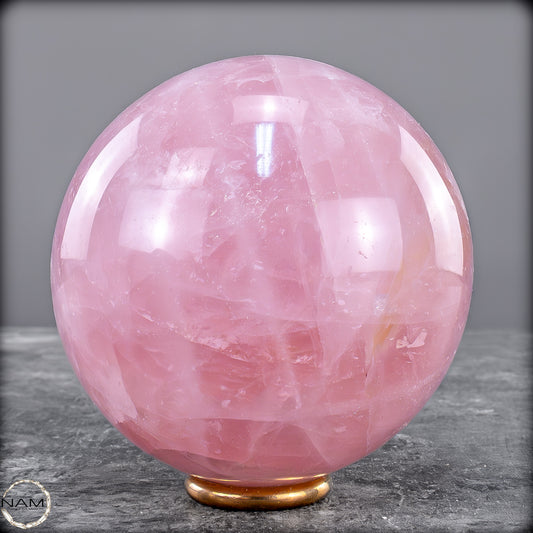 Natürliche Rosenquarz Kristall-Kugel aus Brasilien - 726,51 g