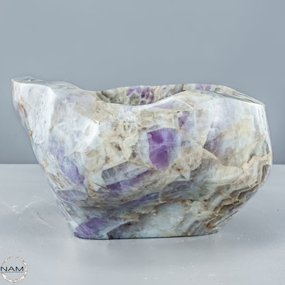Chevron-Amethyst Schale – Eleganz und Energie in perfekter Form - 9175,33g
