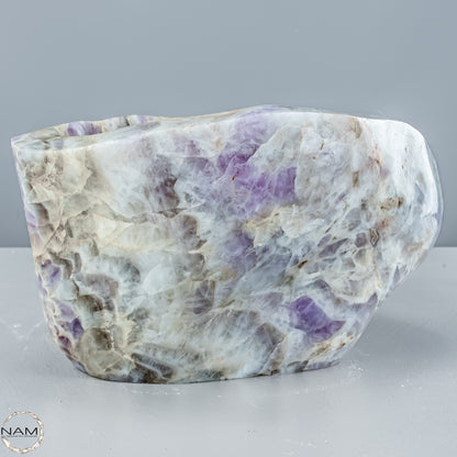 Chevron-Amethyst Schale – Eleganz und Energie in perfekter Form - 9175,33g