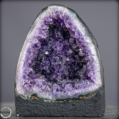 Amethyst-Druse Kathedrale – Naturwunder aus Uruguay – 2374,49g