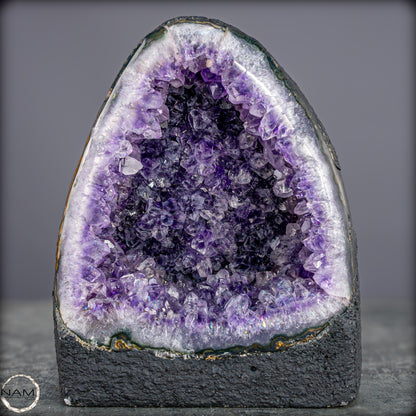 Amethyst-Druse Kathedrale – Naturwunder aus Uruguay – 2374,49g