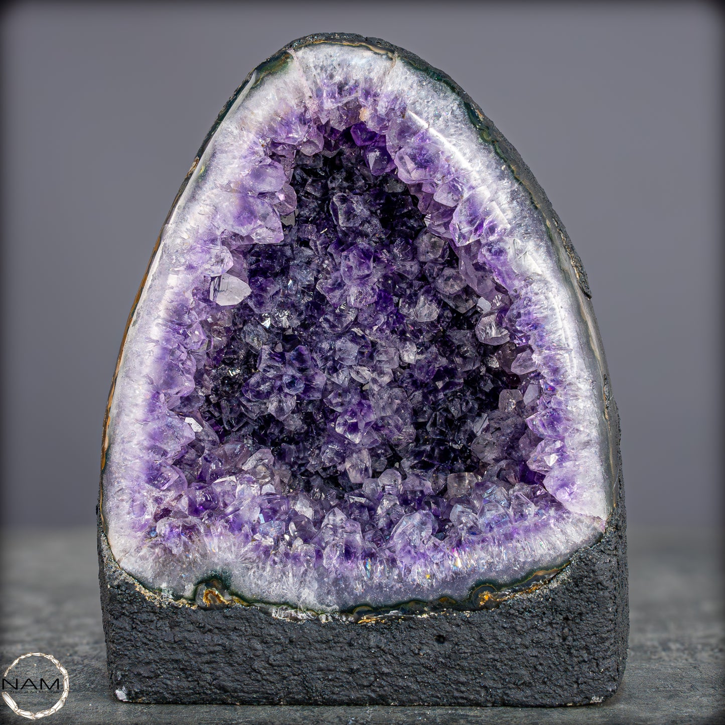 Amethyst-Druse Kathedrale – Naturwunder aus Uruguay – 2374,49g