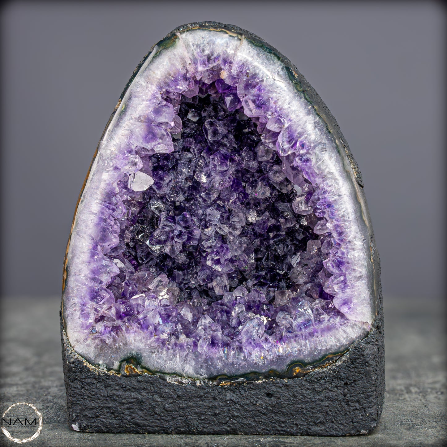 Amethyst-Druse Kathedrale – Naturwunder aus Uruguay – 2374,49g