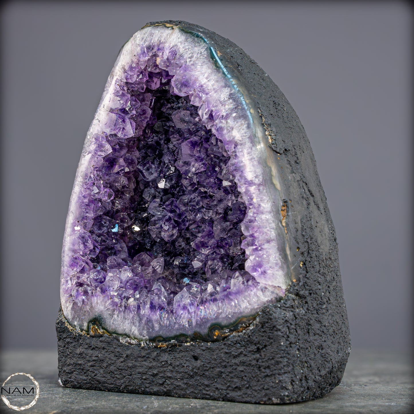 Amethyst-Druse Kathedrale – Naturwunder aus Uruguay – 2374,49g