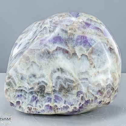 Chevron-Amethyst Schale – Eleganz und Energie in perfekter Form - 9175,33g