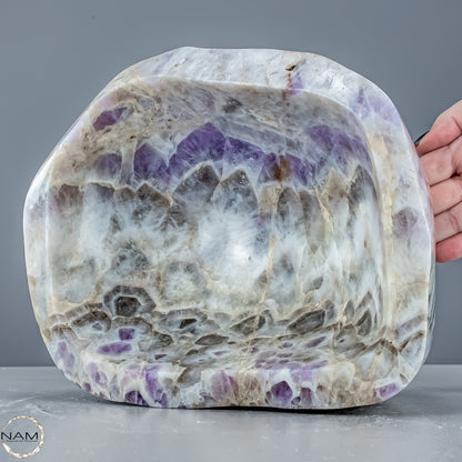 Chevron-Amethyst Schale – Eleganz und Energie in perfekter Form - 9175,33g