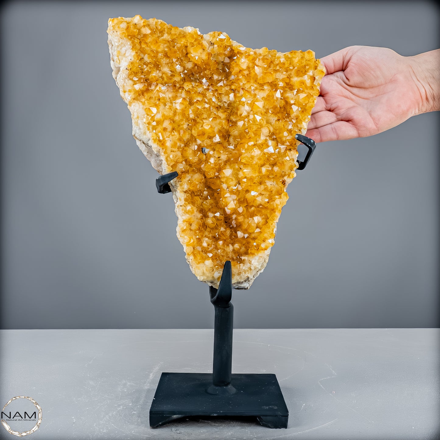 AAA++ Natürliche Citrin-Druse auf Ständer, Brasilien - 4763,41 g