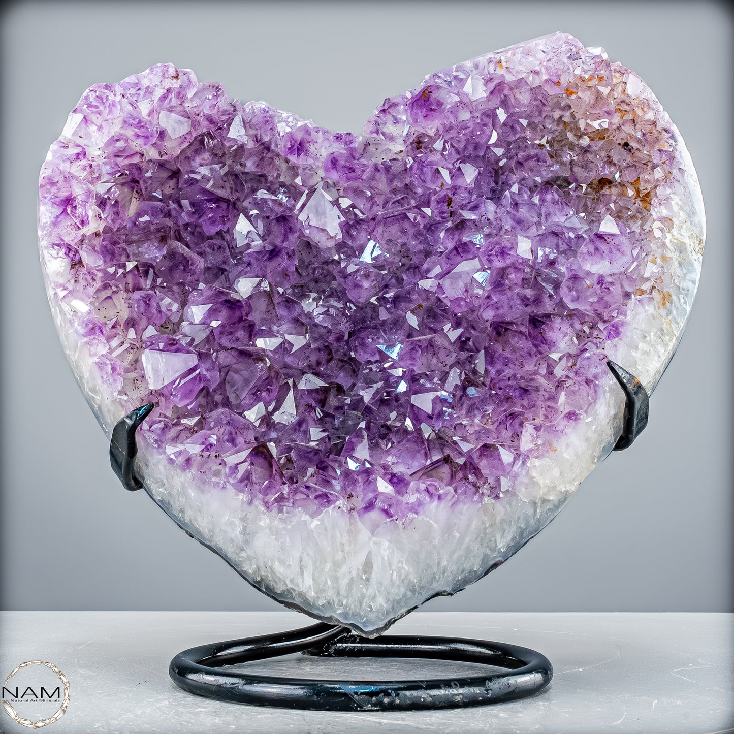 Natürlicher Amethyst-Herz Druse auf Ständer – 6321,78 g