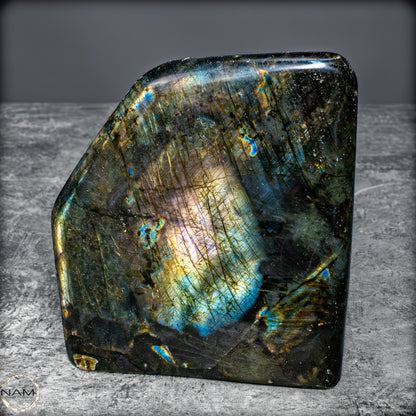 Natürliche Labradorit Kristall-Freiform - 849,27 g