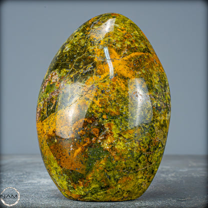 Natürliche Grüner Opal-Kristall Freiform - 718,29g