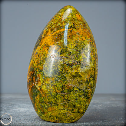Natürliche Grüner Opal-Kristall Freiform - 718,29g