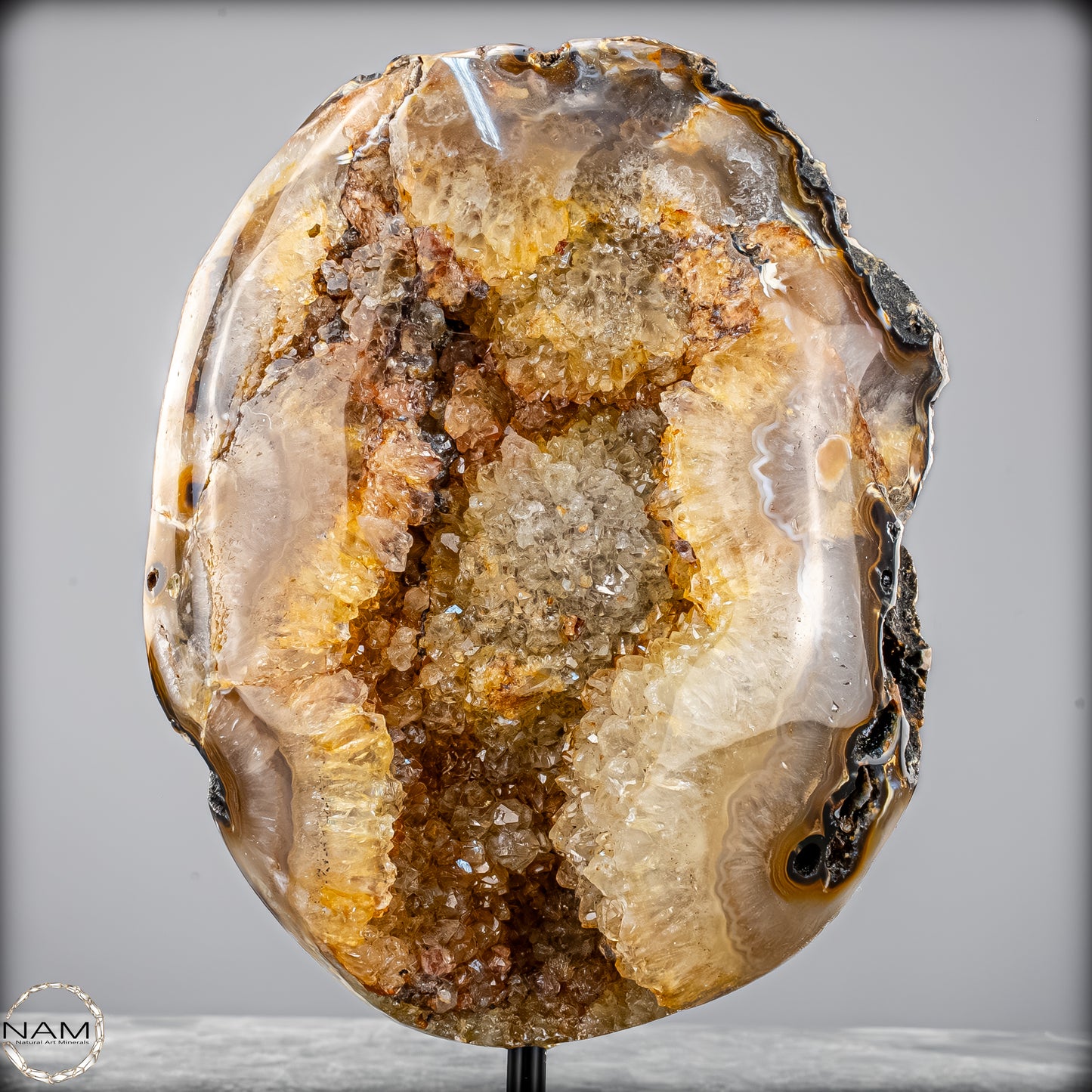 Achat-Druse auf Ständer – Ein Naturjuwel voller Tiefe, Licht und Eleganz, Brasilien - 1883,62g