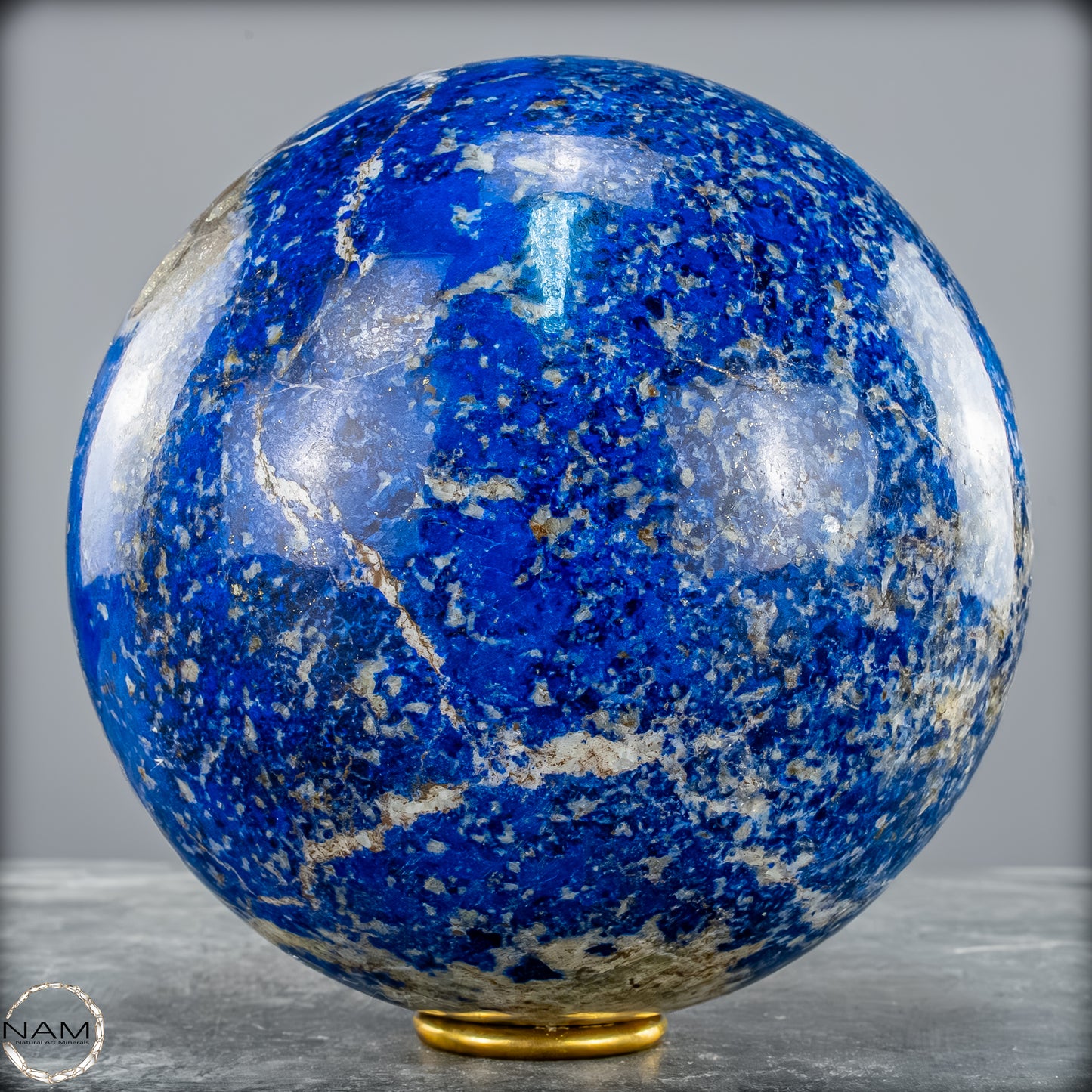 Lapis Lazuli Kugel in höchster Qualität – Tiefe, Weisheit und königliche Schönheit- 5818,18g