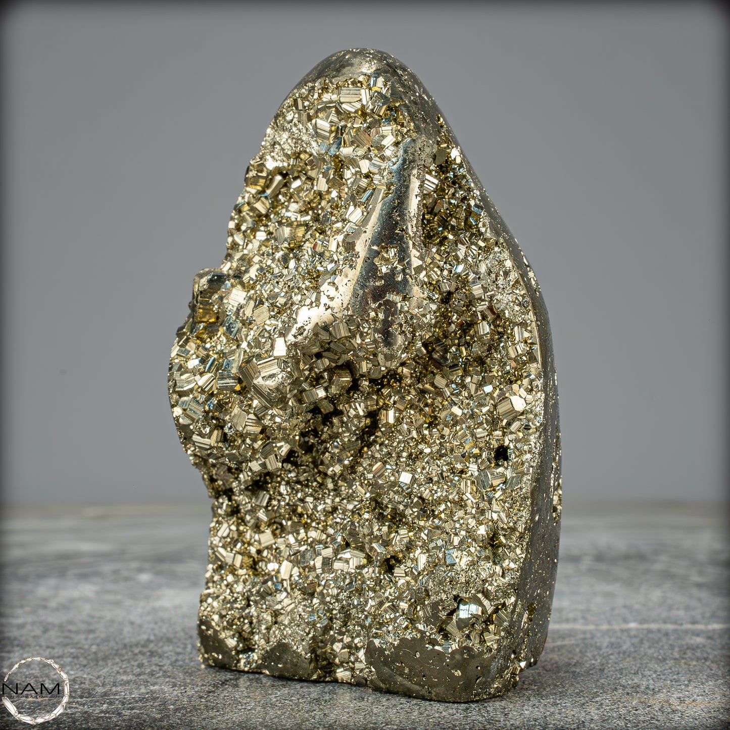 Natürliche Pyrit Kristallcluster - 673,35g