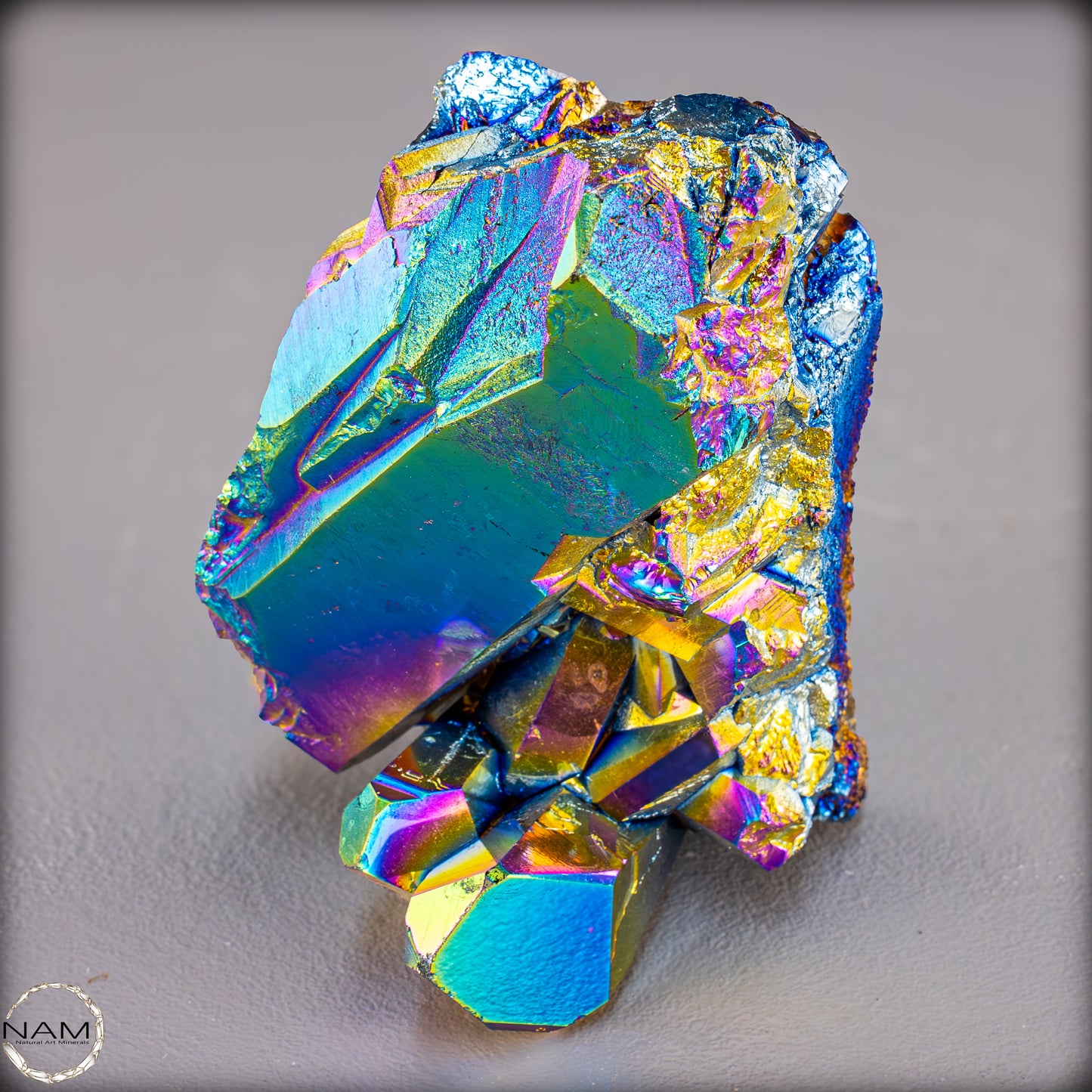 Wunderschönes Aura-Amethyst Kristallcluster – 671,39g