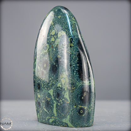 Natürliche Kambaba-Jaspis Kristall Freiform - 907,85g