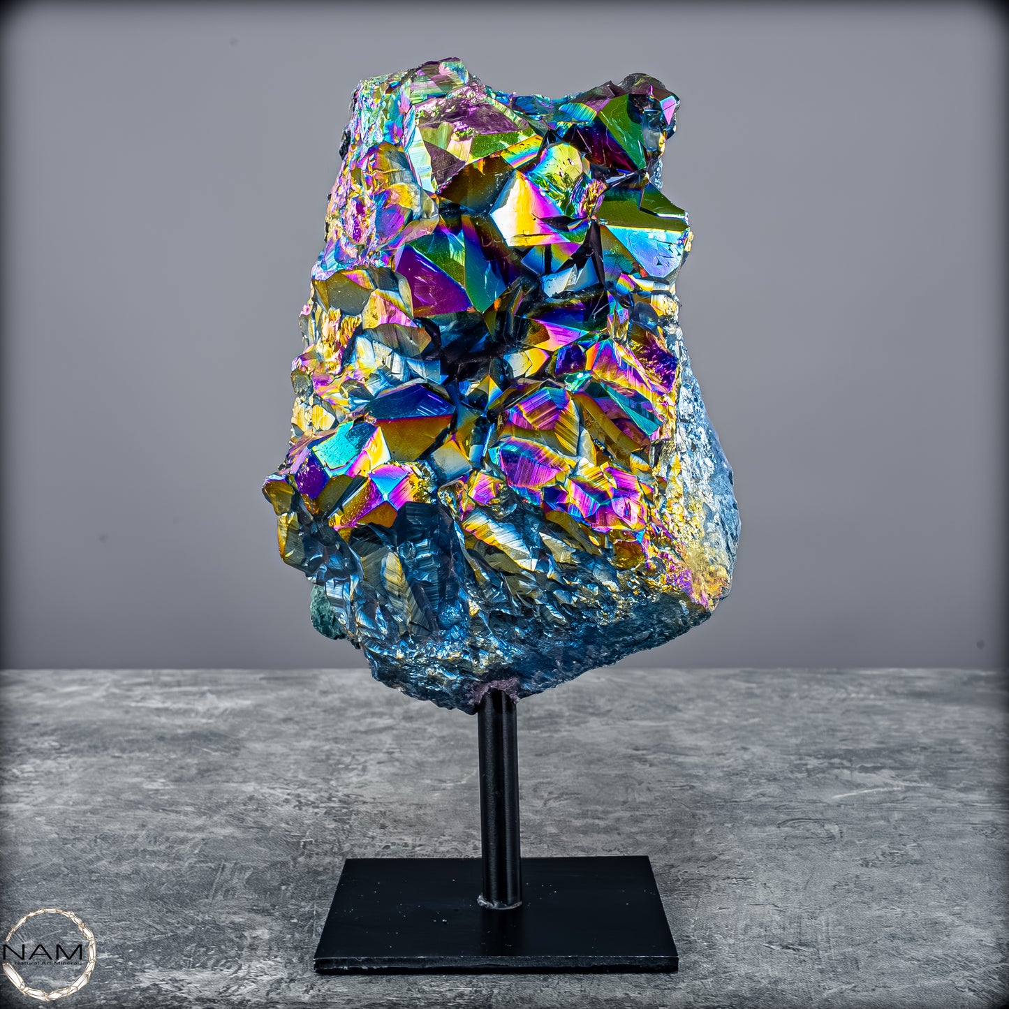 Kristall-Aura-Amethyst auf Ständer – 1712,66g