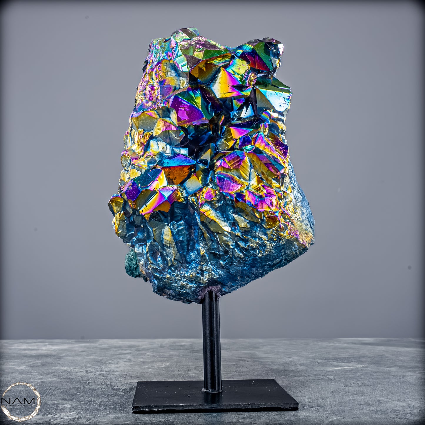 Kristall-Aura-Amethyst auf Ständer – 1712,66g