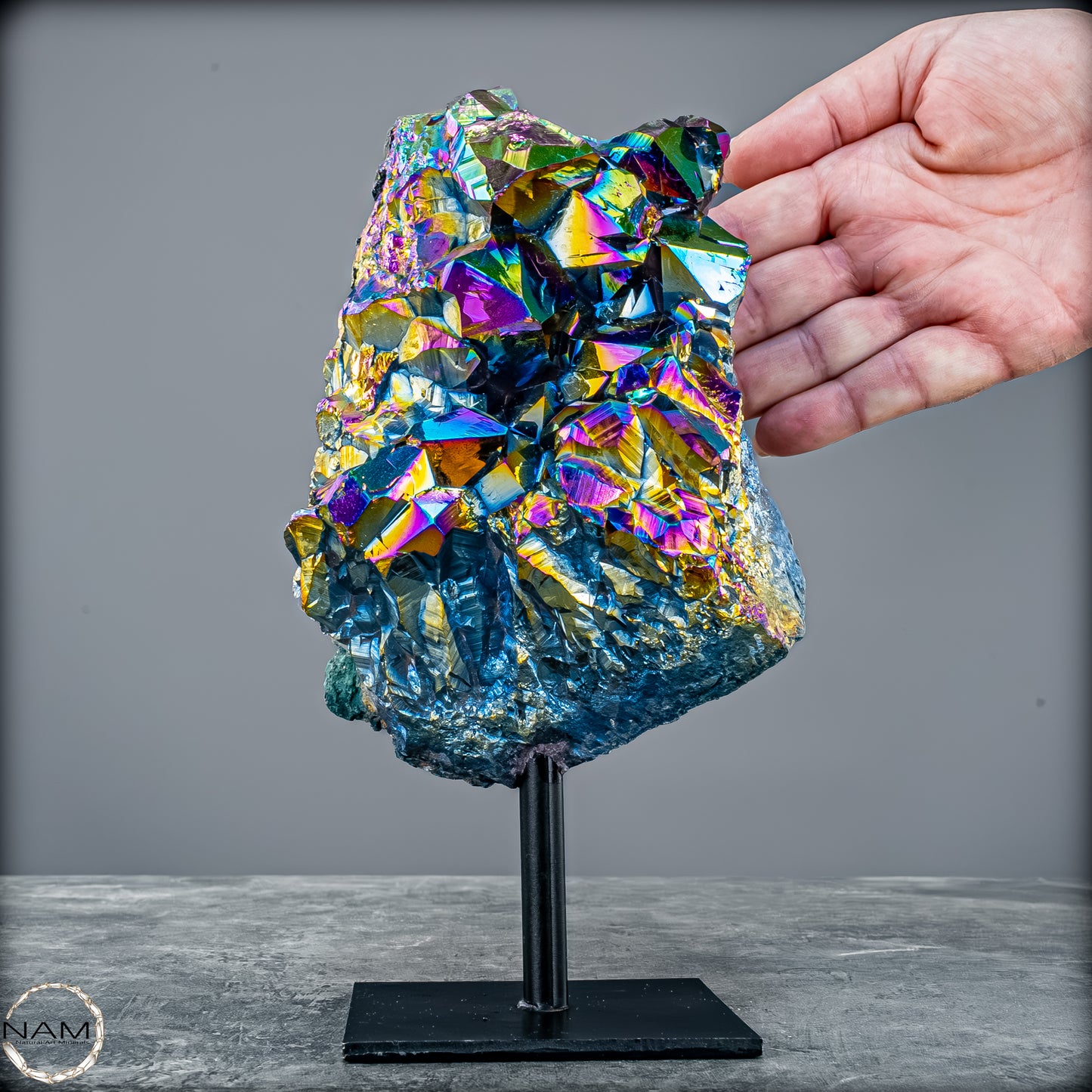 Kristall-Aura-Amethyst auf Ständer – 1712,66g