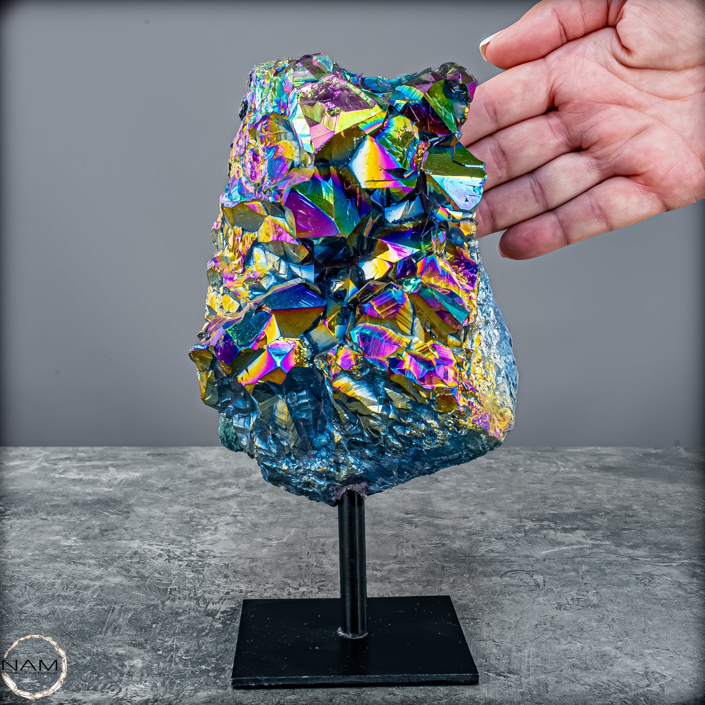 Kristall-Aura-Amethyst auf Ständer – 1712,66g