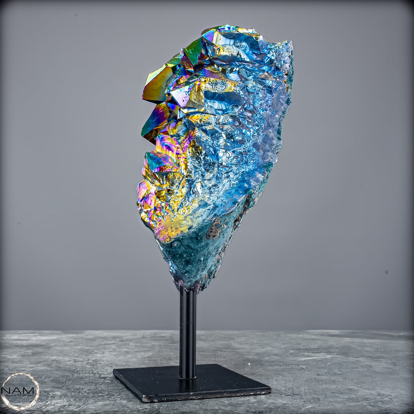 Kristall-Aura-Amethyst auf Ständer – 1712,66g