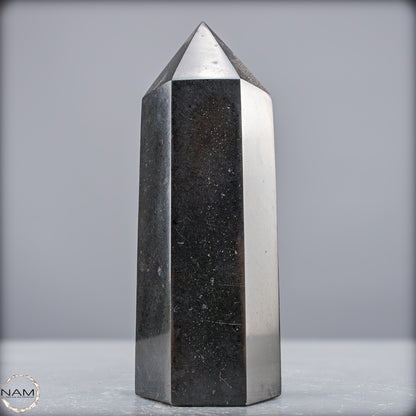 Natürlicher Tourmalin Kristall-Obelisk aus Brasilien - 946,49g