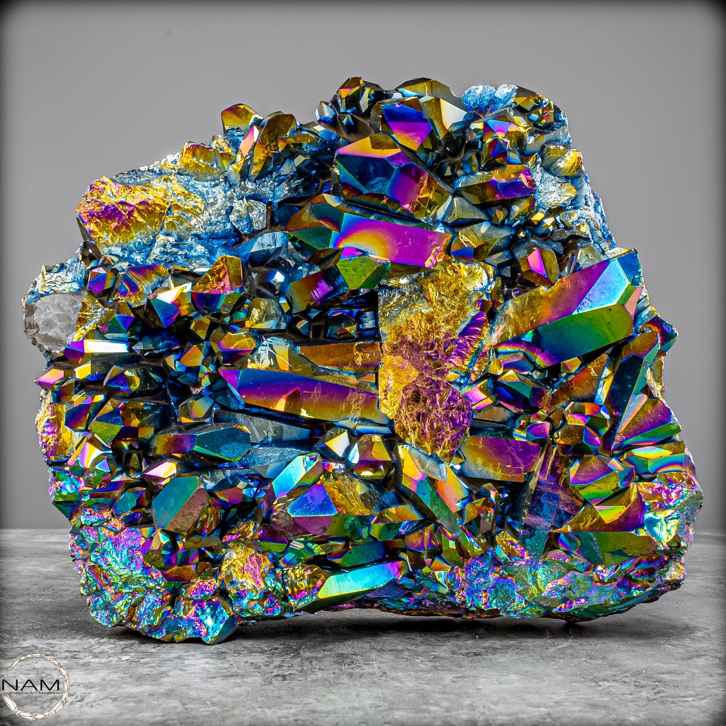 Titanium Aura Quarz – Schillernde Energie der Transformation – 3122,18g