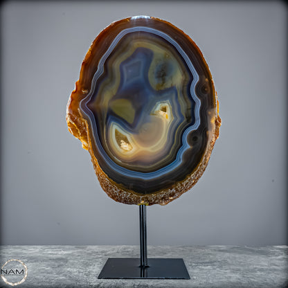 Achat Scheibe mit Druse – Natürliches Farbenspiel auf Ständer aus Brasilien - 4995,61g