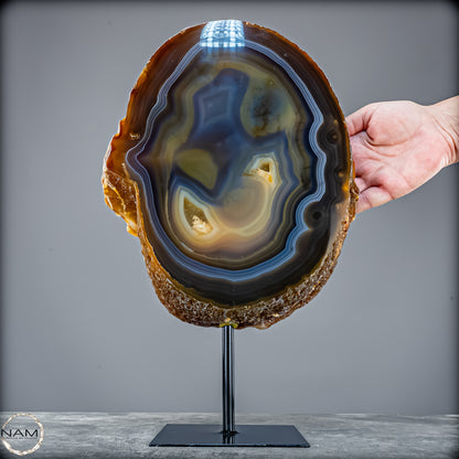 Achat Scheibe mit Druse – Natürliches Farbenspiel auf Ständer aus Brasilien - 4995,61g